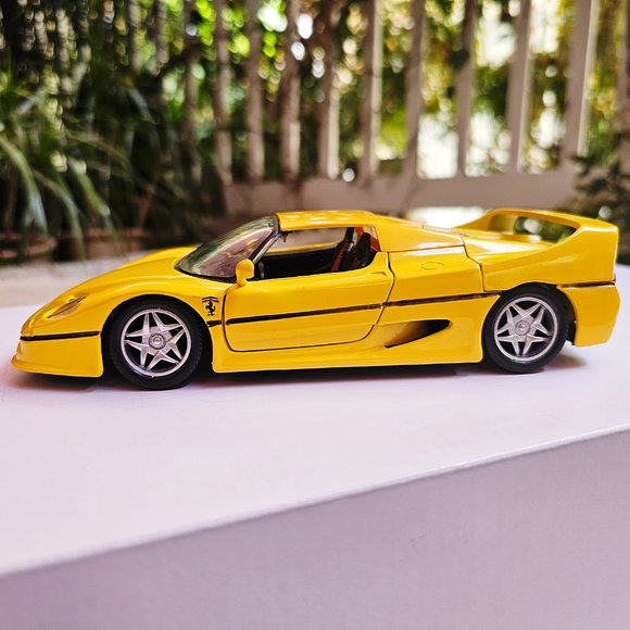 *50% PRICE DROP!* Rare YELLOW Welly 1:24 Ferrari F50 die-cast model car - Picture 8 of 16